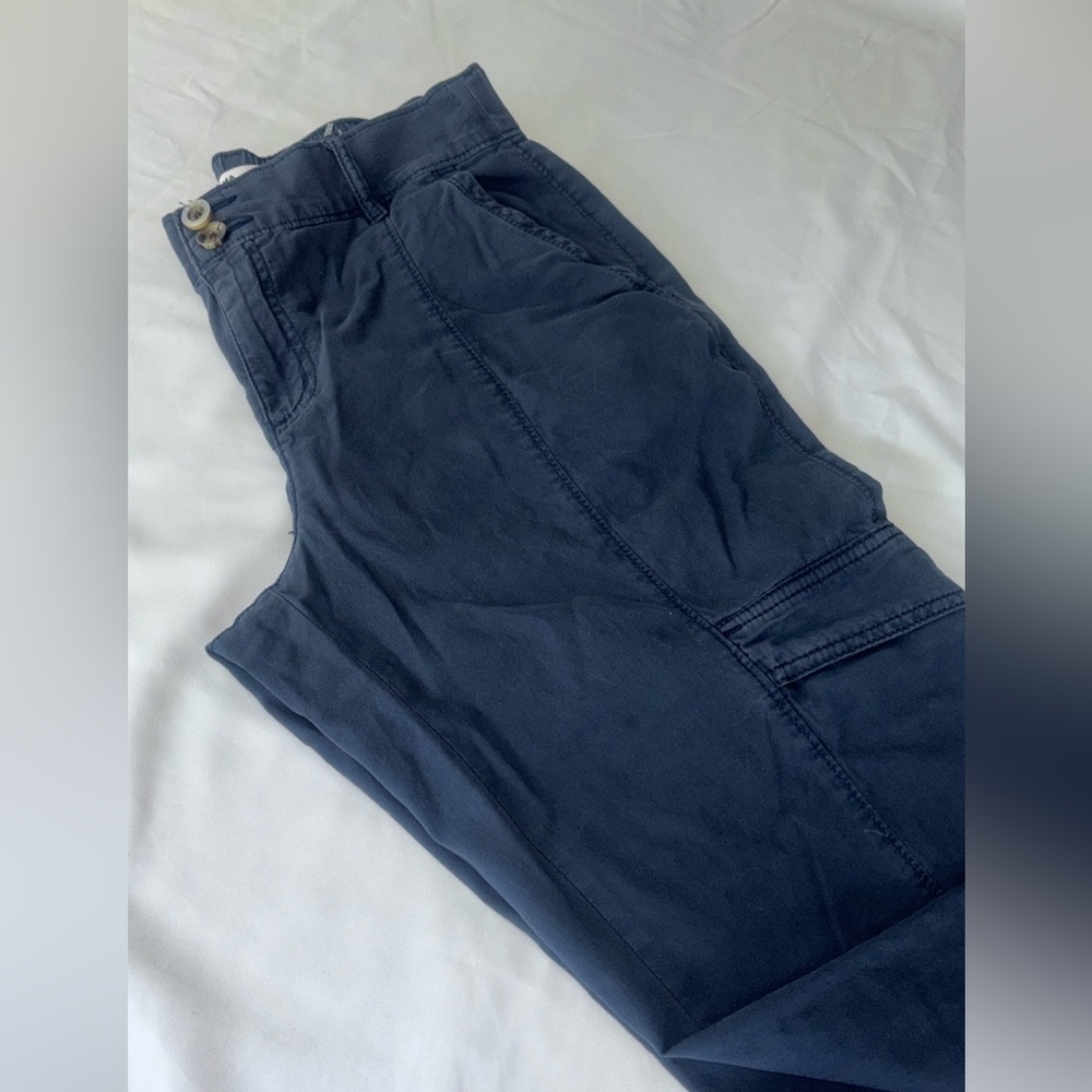 Blue Cargo Pants with Stretchy Fabric and Modern Fit - Picture 4 of 8